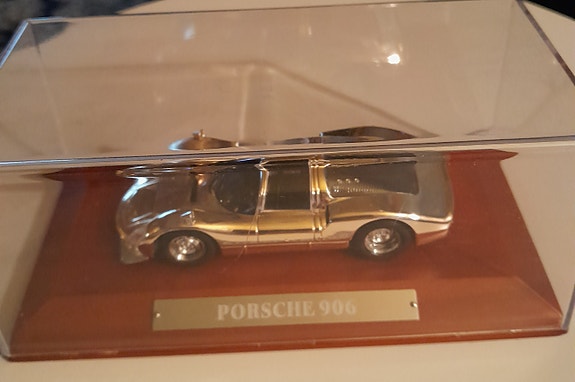 Keräilyauto Porche Silver-sarjaa