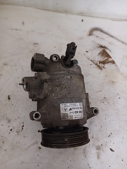 Skoda Octavia 2010-13 1.6 TDI Ilmastointi kompressori 5N0820803A