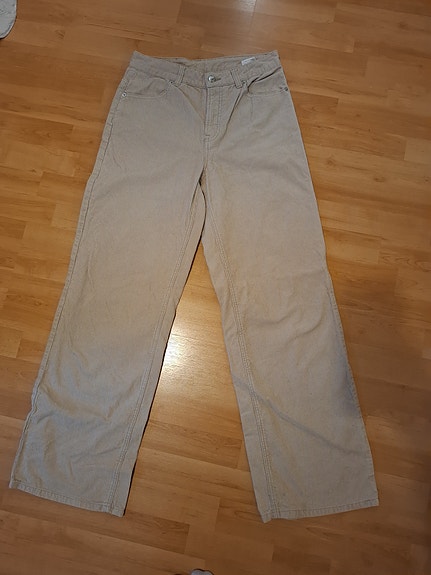 Vakosamenttifarkut h&m S