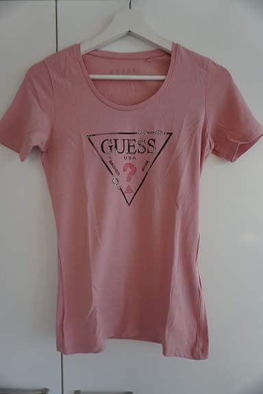 GUESS T-paita