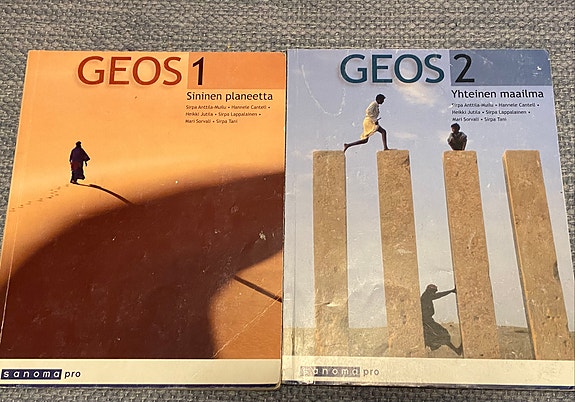 Maantiedon oppikirjat Geos 1 ja 2