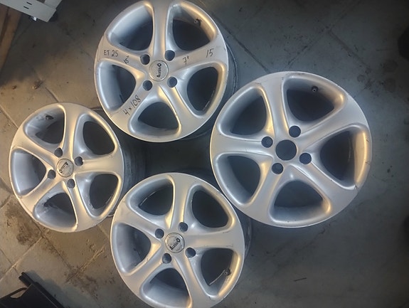 Alumiinivanteet 4x108