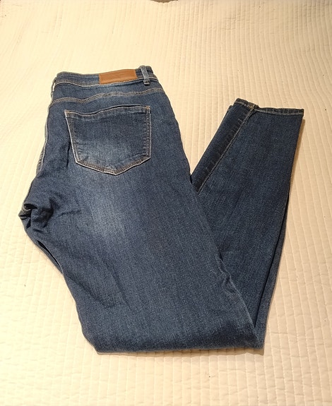 Vero moda farkut m32
