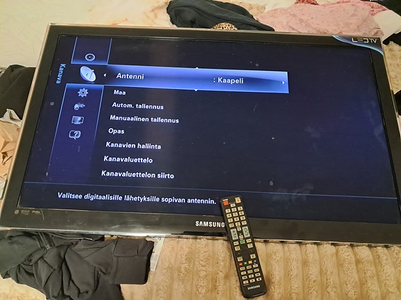 Myydään Samsung LED Tv