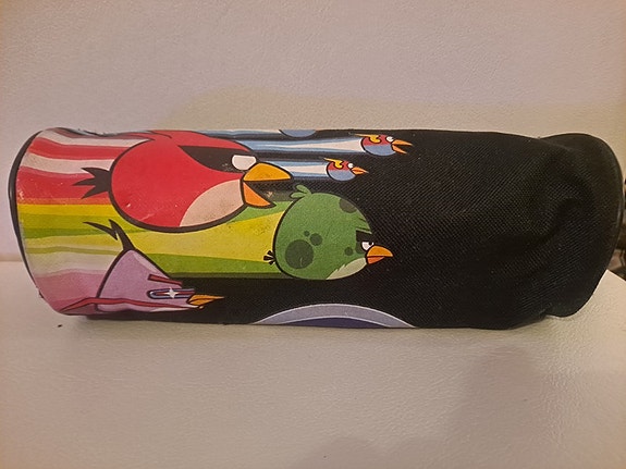 Angry Birds Penaali musta