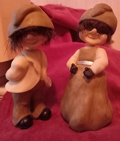 Koriste esineet Ukko ja Akka
