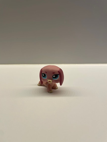 Littlest Pet Shop pinkki mäyräkoira