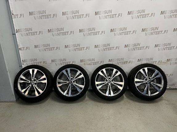 Kitkarengas-sarja Mercedes-Benz W205 C-sarja, Sis.ALV, Rahoitus alkaen 19,90€/kk