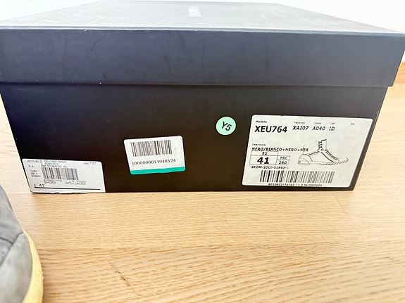 Product image 9 of 10