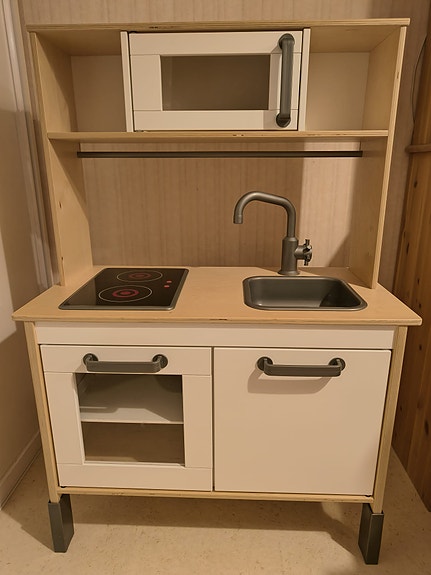 Myydään Ikea Duktig Leikkikeittiö