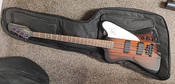Epiphone Thunderbird IV VSB sähköbasso