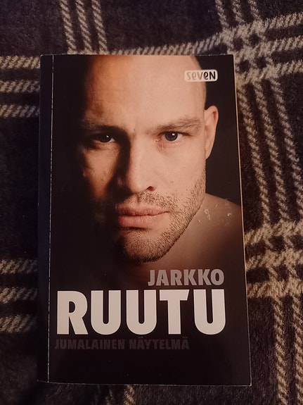 Jarkko Ruutu; Jumalainen näytelmä