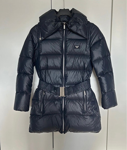 Armani Junior tummansininen takki