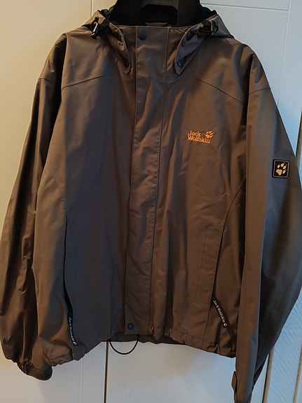 Laadukas Jack Wolfskin takki. Koko M.