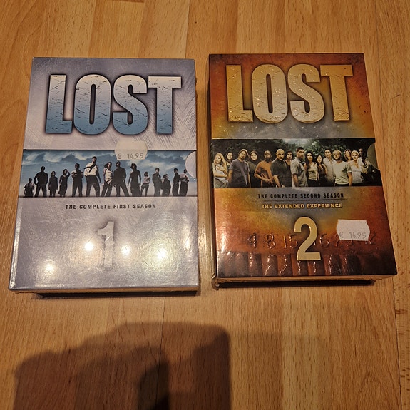 Lost – kaudet 1 & 2 (muoveissa)