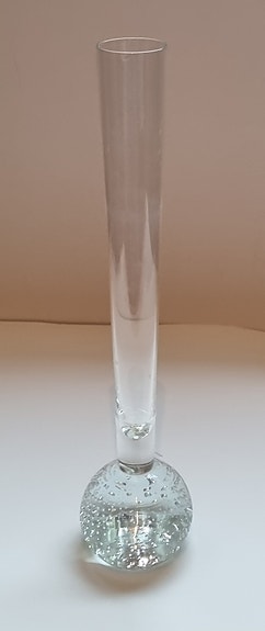 Yhden kukan maljakko