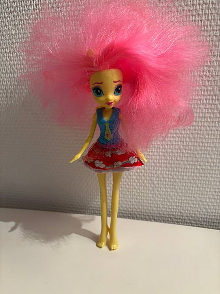 My Little Pony Equestria girls Fluttershy nukke