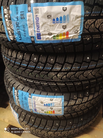 Uudet 155R13"C peräkärryn/trailerin nastarenkaat