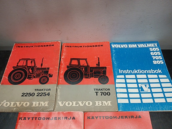 Volvo Traktori käsikirjat