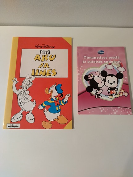 Piirrä Aku ja Iines