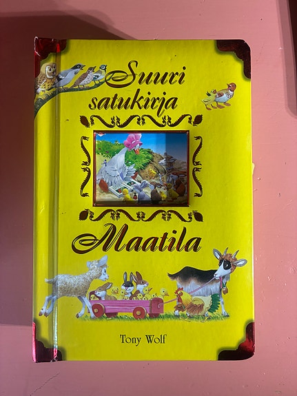 Suuri satukirja maatila kirja