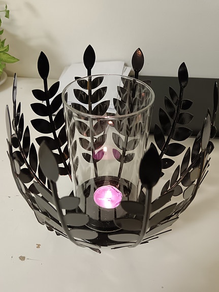 Metallinen kynttilänjalka