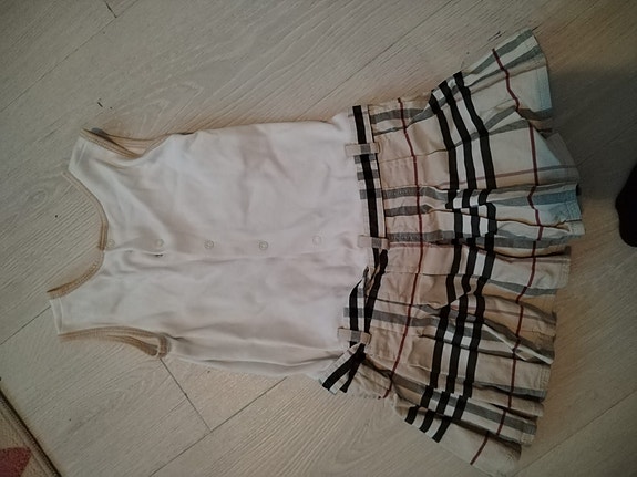Burberry hame
