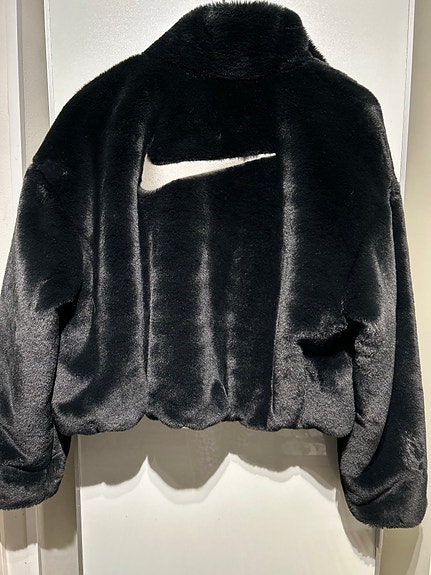 Nike takki