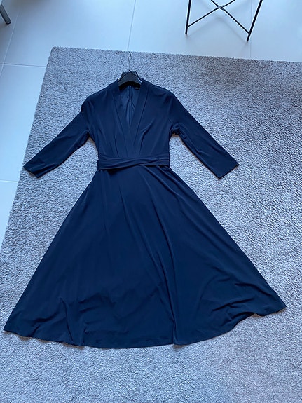 Juhlamekko, XL