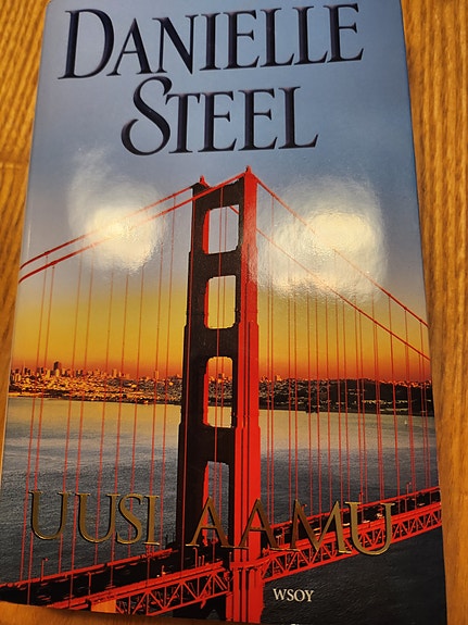 Danuel Steel Uusi Aamu Kirja