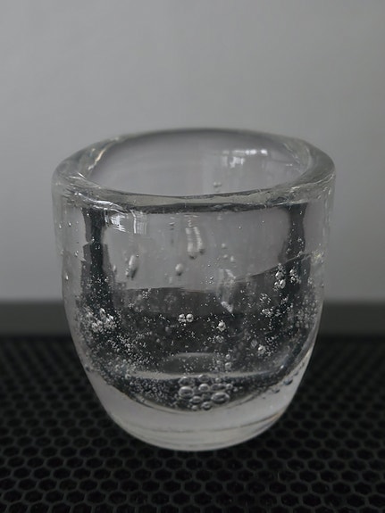 Signeerattu Soodakupla-taidelasi/malja (Iittala/Kaj Franck)