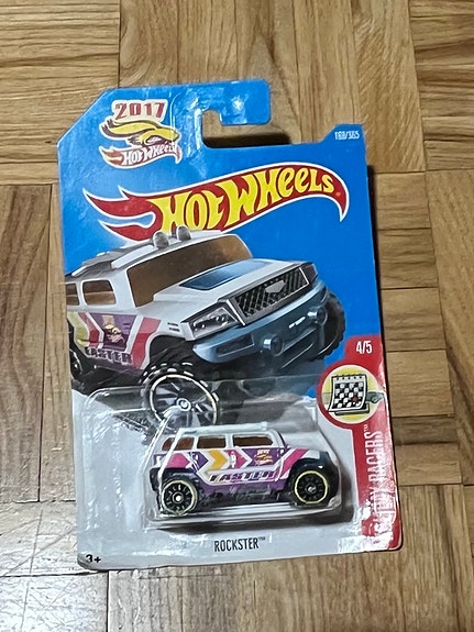 Hot Wheels Rockstar