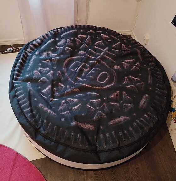 Iso säkkituoli