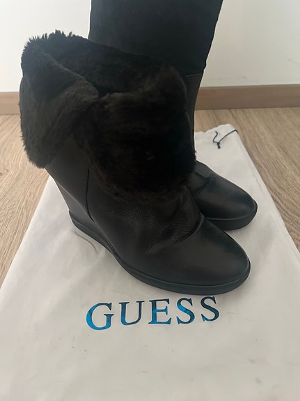 Guess talvisaappaat 38