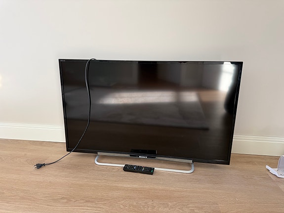 Sony taulutelevisio 32”
