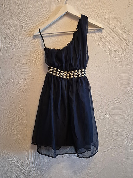 one shoulder juhlamekko 36