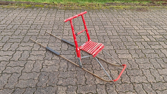 Lasten potkukelkka