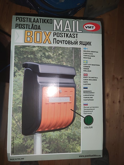 VMT lukittava postilaatikko