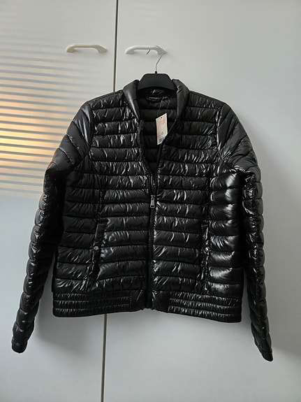 Uusi, toppatakki koko 40/42 L