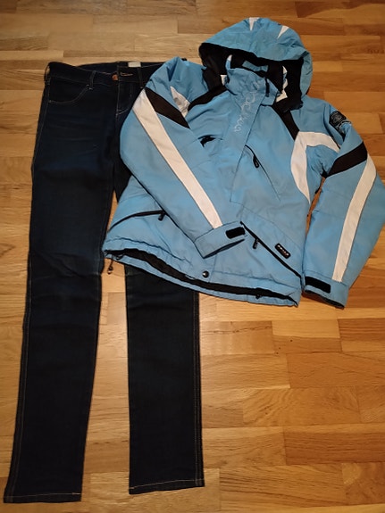 SKILA toppatakki koko 150 + H&M farkut koko 27 / 32 !