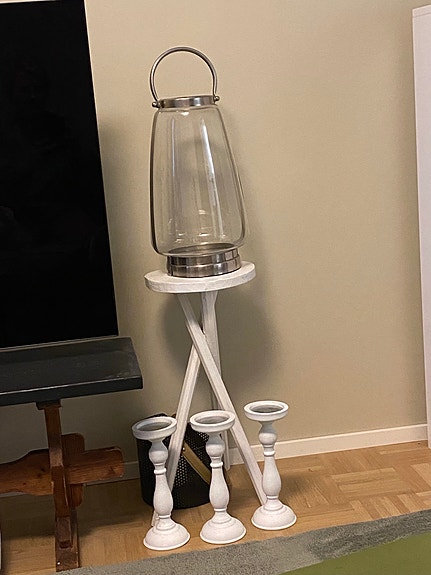 Lasinen iso kynttilälyhty  20 eur