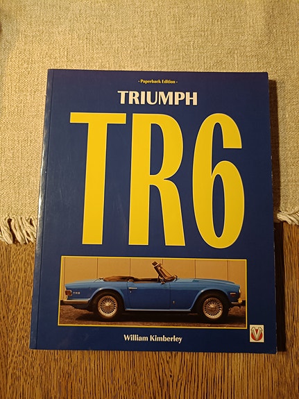 Triumph TR6 kirja