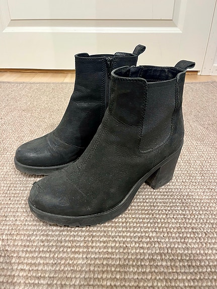 Mustat Vagabond nilkkurit 38