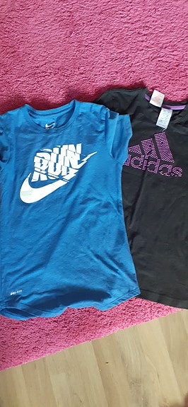 Nike ja Adidas naisten t-paidat XS koko