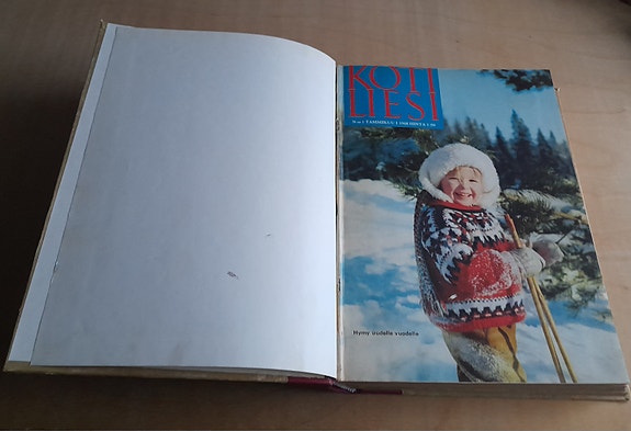 7 Kotiliesi-lehteä vuodelta 1968 sidottuna kovakantiseksi kirjaksi