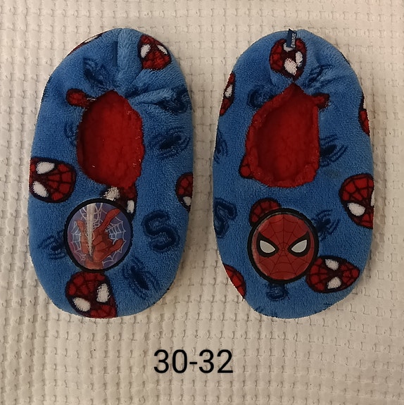 Spiderman tossut 30-32