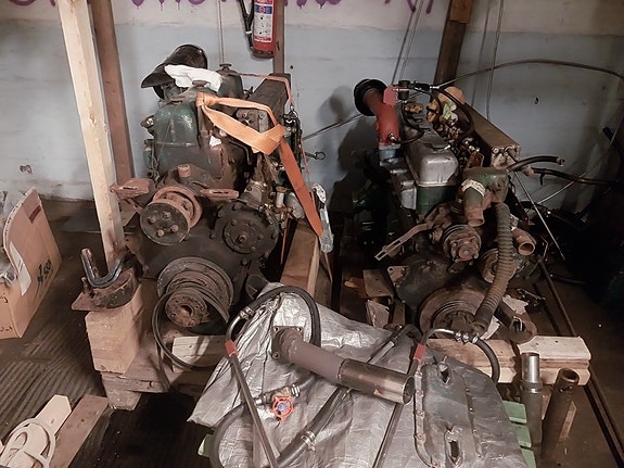 Volvo Penta MD 47 osina tai kokonaan