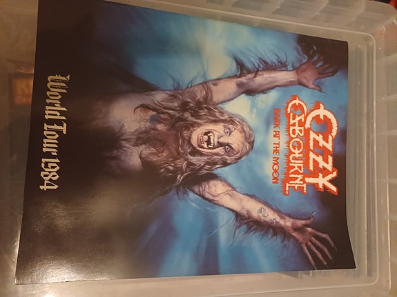 Ozzy osbourne Bark at the moon world tour 1984 tour book