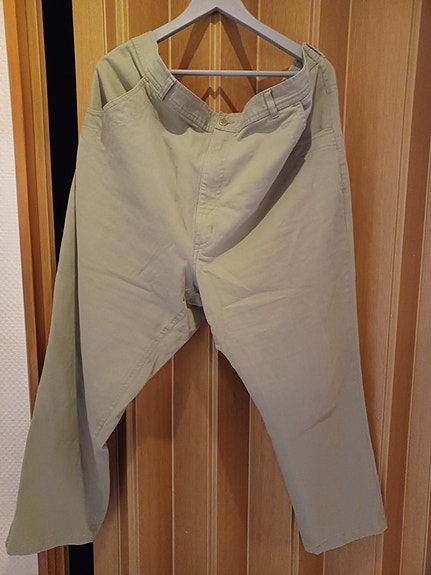 Plussize vihreät housut