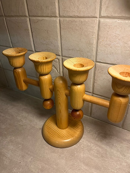 Aarikan puinen vintage kynttelikkö